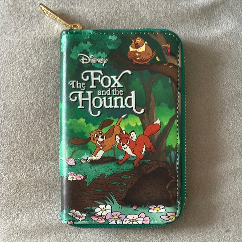 Disney Green The Fox and the Hound Zipper Wallet